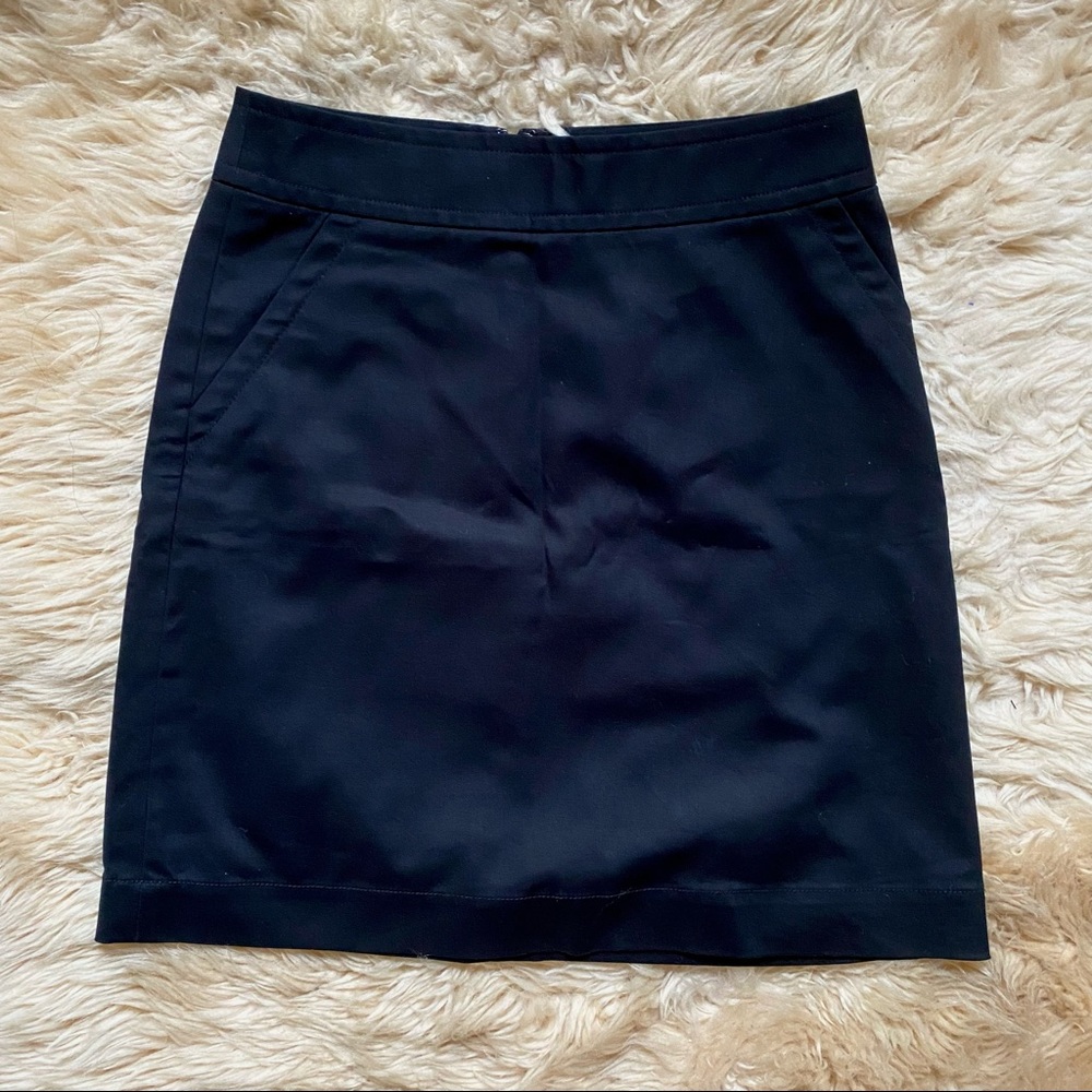 Banana Republic Black Skirt with Pockets